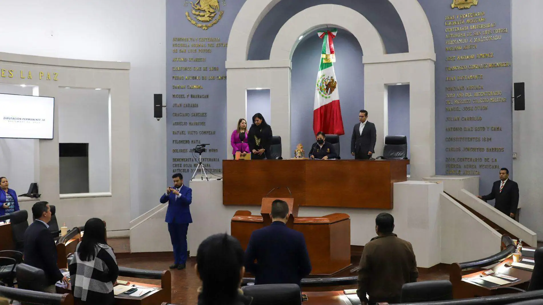 Clausura de sesiones Congreso del Estado SLP (2)